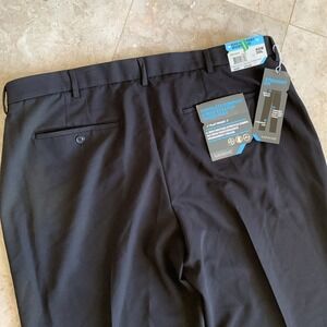 SAVANE 4 Way Stretch Flat Front Straight Fit Performance Pants Black 40 x 30 NEW